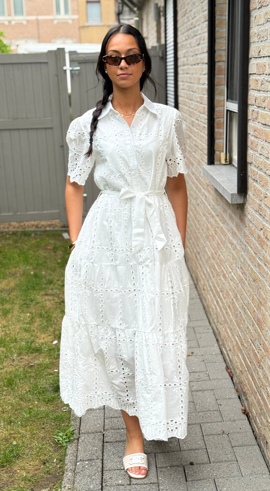 Robe « La blanche Brodée »