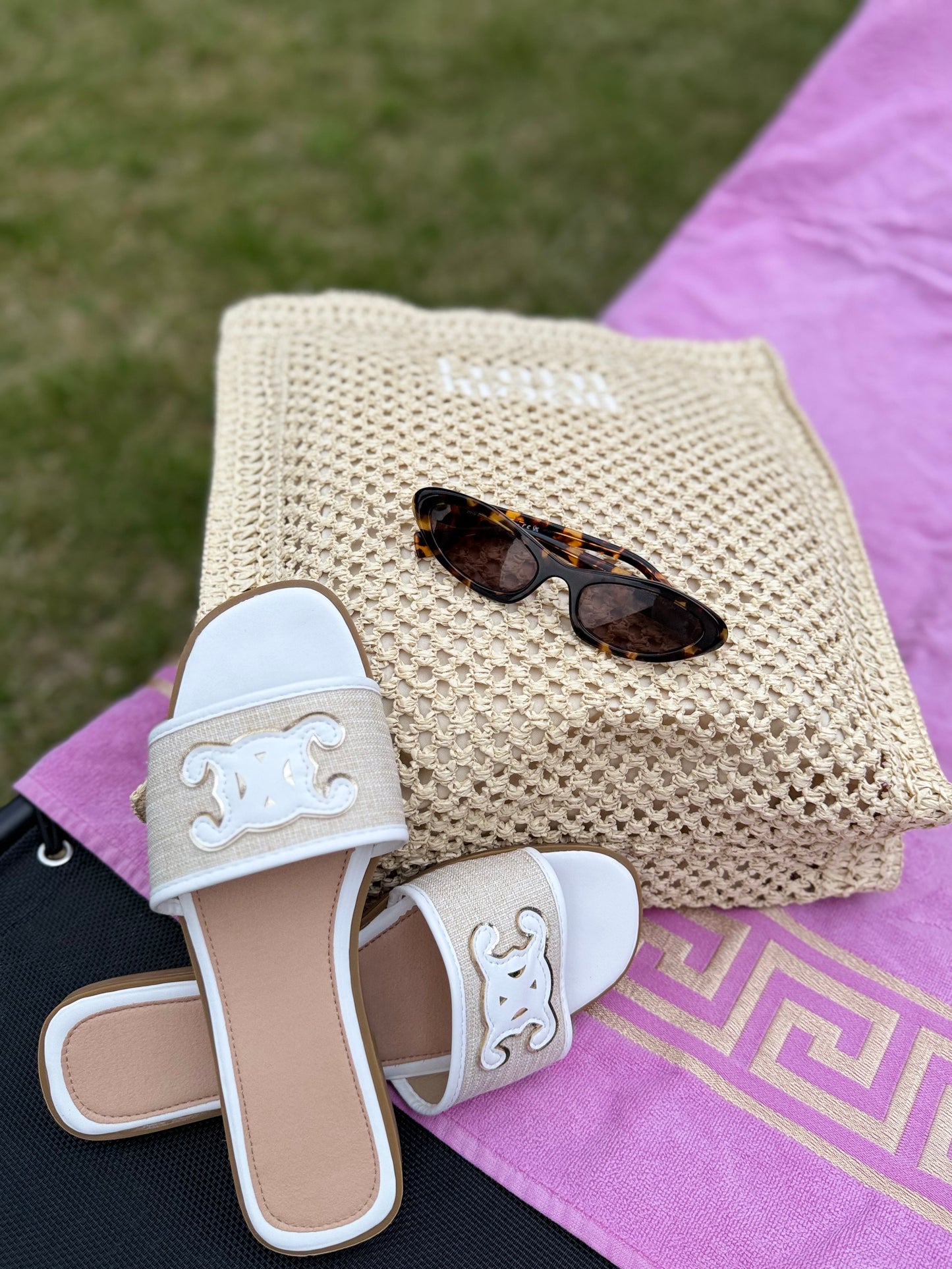 Les Slides Signature