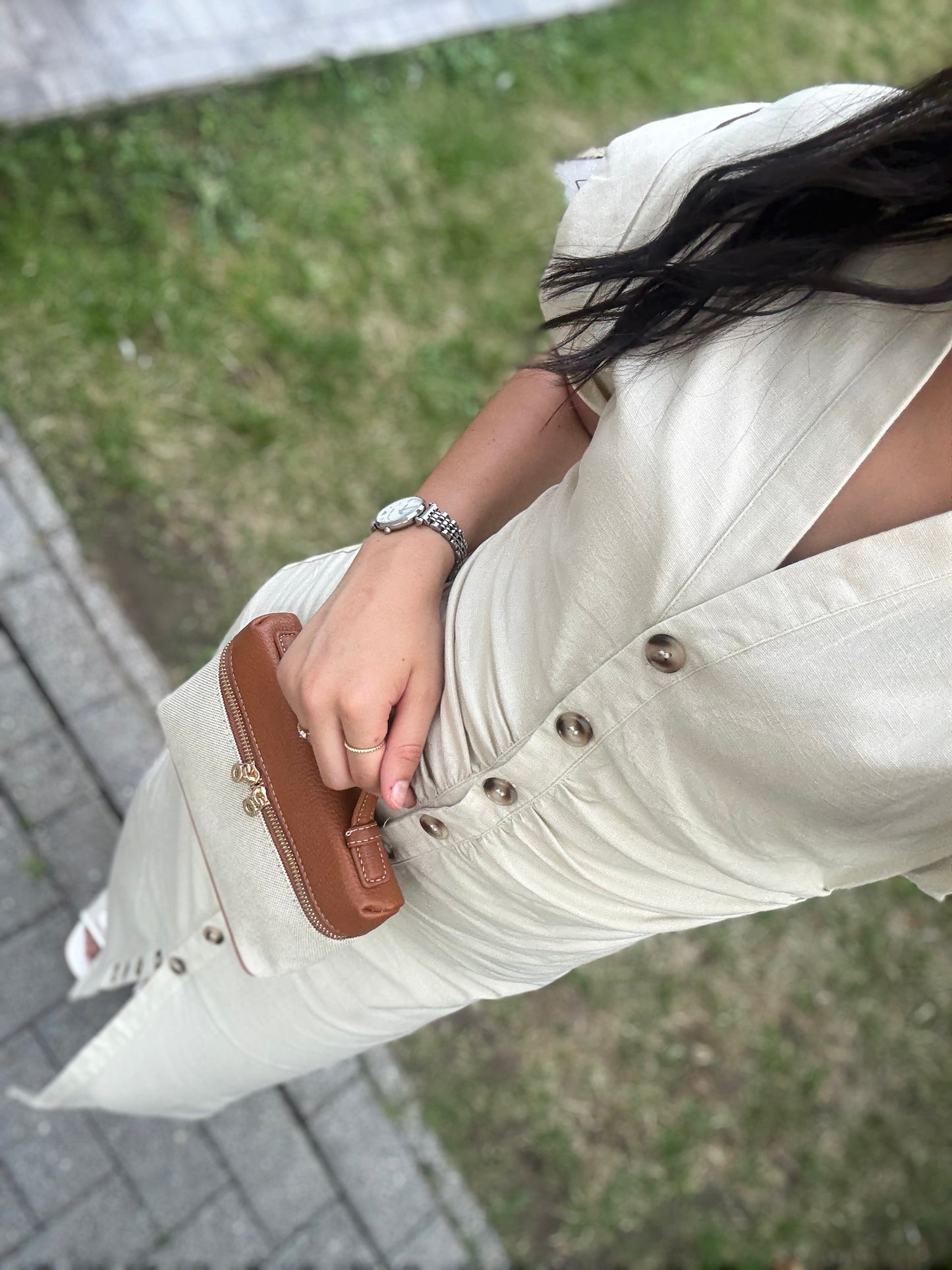 Robe beige plissée