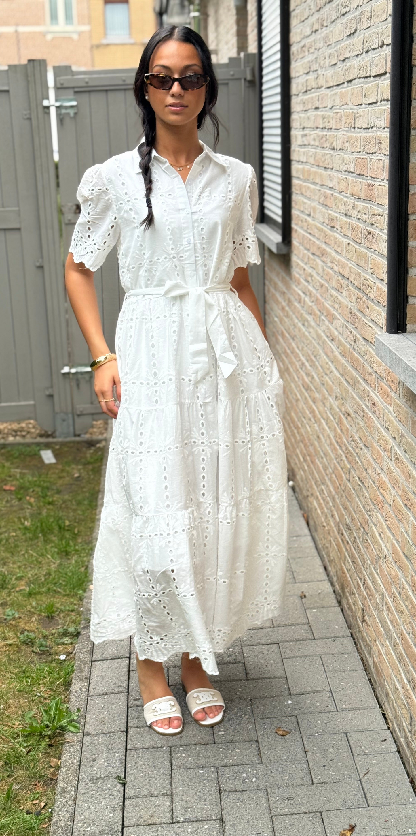 Robe « La blanche Brodée »